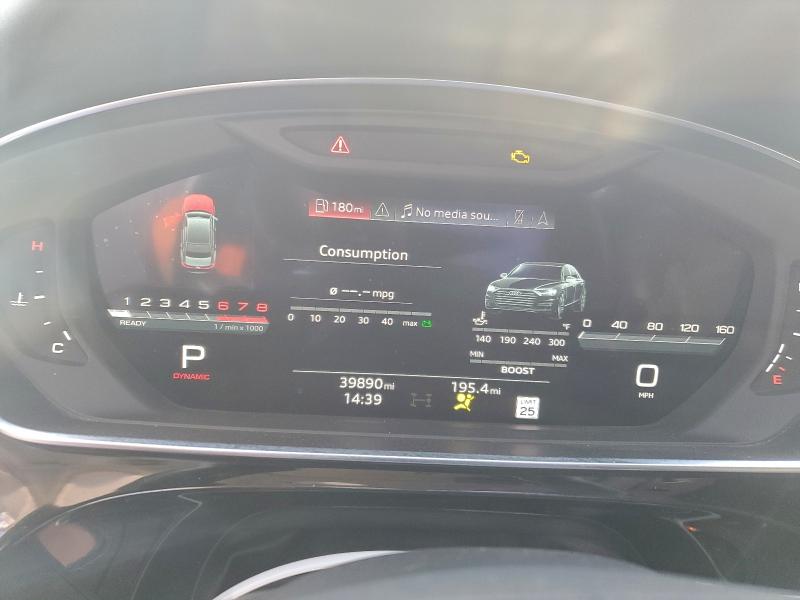 94931485 :رقم المزاد ، WAU8SAF82MN011541 vin ، 2021 Audi S8 مزاد بيع