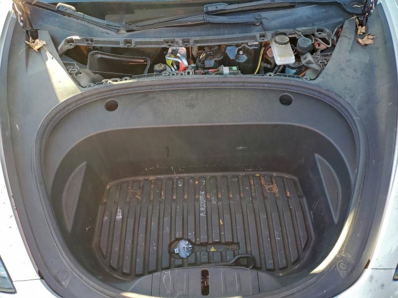 96493915 :رقم المزاد ، 5YJ3E1EB7NF331553 vin ، 2022 Tesla Model 3 مزاد بيع