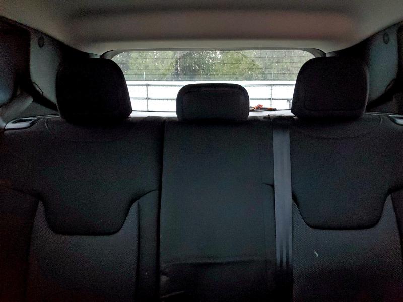 94944525 :رقم المزاد ، ZACCJBAB1JPJ06620 vin ، 2018 Jeep Renegade S مزاد بيع