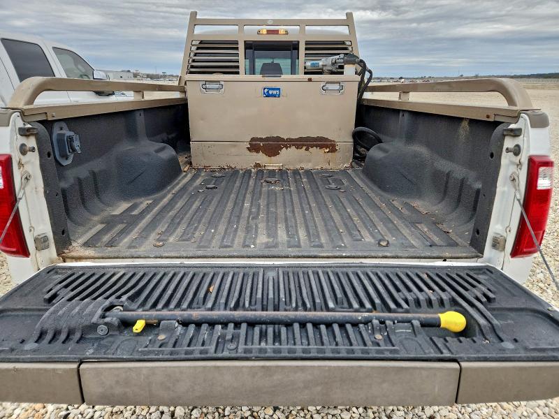 98579305 :رقم المزاد ، 1FT8W3BTXEEB24779 vin ، 2014 Ford F350 Super مزاد بيع