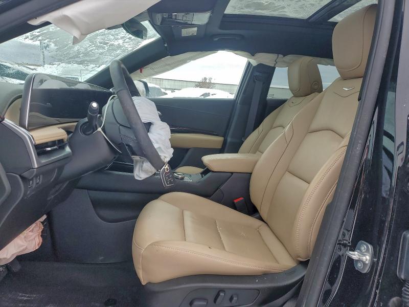 96965265 :رقم المزاد ، 1GYFZBR41RF246867 vin ، 2024 Cadillac Xt4 مزاد بيع