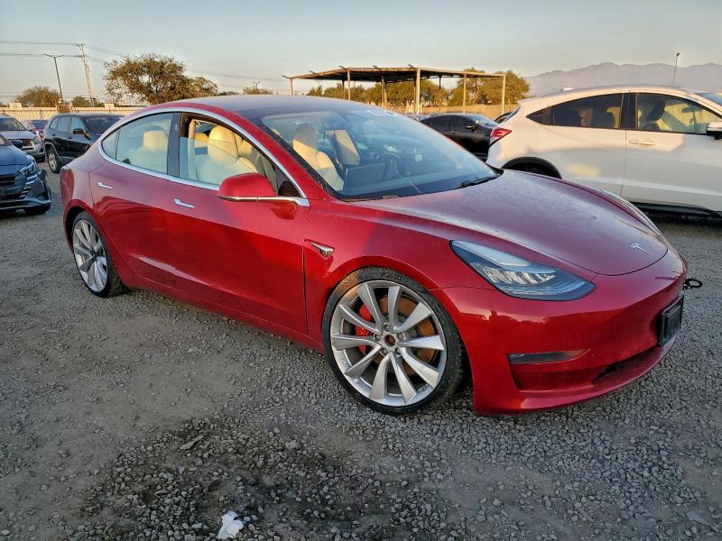 Продажа на аукционе авто 2019 Tesla Model 3, vin: 5YJ3E1EB6KF231617, номер лота: 96348295