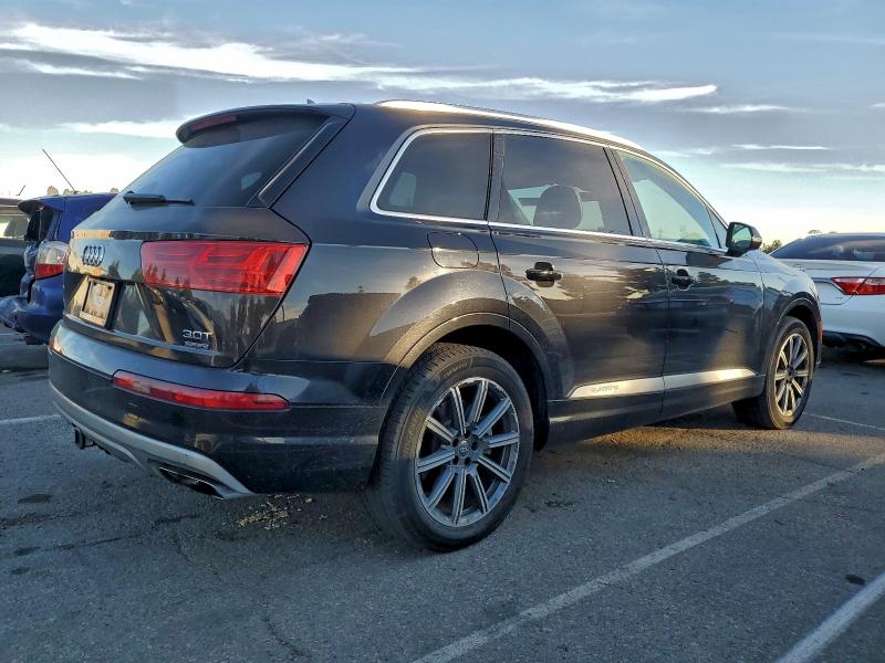 97414975 :رقم المزاد ، WA1LAAF75HD051626 vin ، 2017 Audi Q7 مزاد بيع