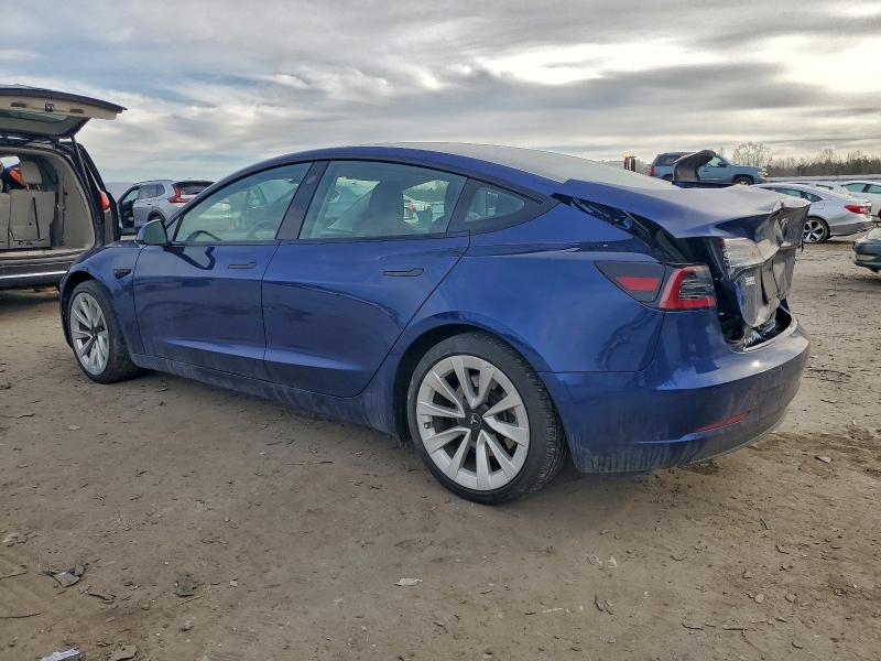 97100985 :رقم المزاد ، 5YJ3E1EA0NF187366 vin ، 2022 Tesla Model 3 مزاد بيع