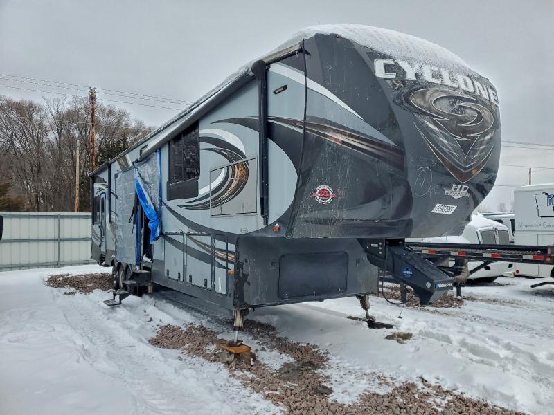 2017 Heartland Cyclone მანქანა იყიდება აუქციონზე, vin: 5SFCG4434HE326447, აუქციონის ნომერი: 98142805