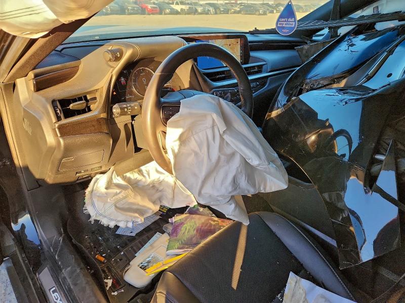 95674325 :رقم المزاد ، 58ABZ1B16KU045311 vin ، 2019 Lexus Es مزاد بيع