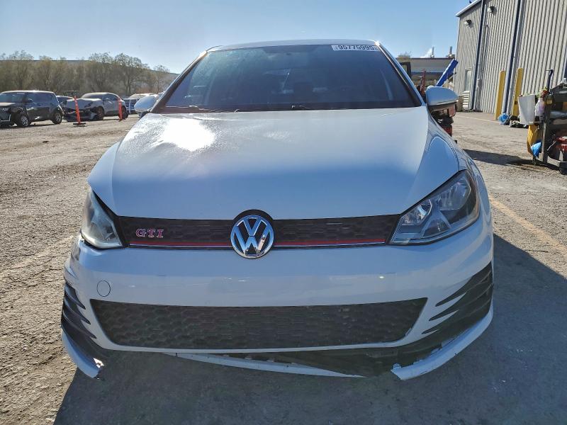 95775995 :رقم المزاد ، 3VW5T7AU8HM076532 vin ، 2017 Volkswagen Gti مزاد بيع