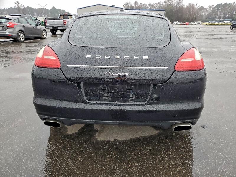93833065 :رقم المزاد ، WP0AA2A76DL012120 vin ، 2013 Porsche Panamera مزاد بيع