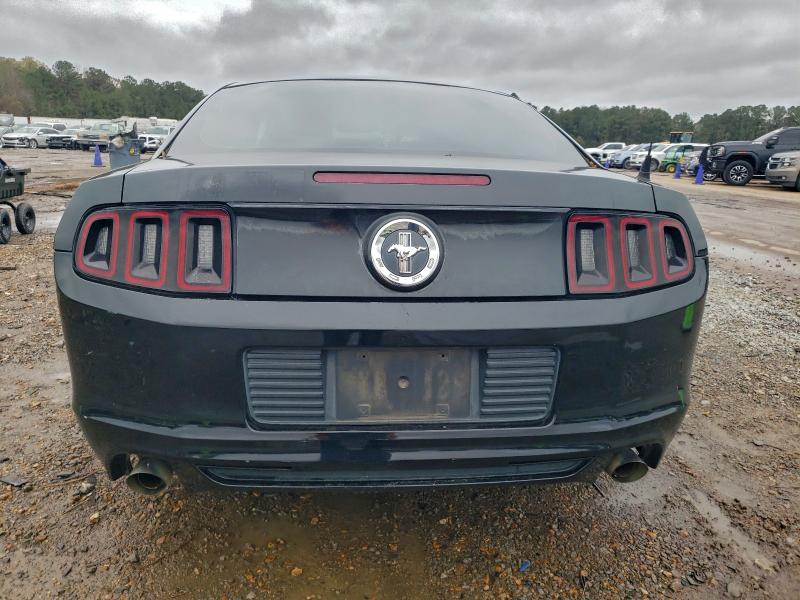 Продажа на аукционе авто 2014 Ford Mustang, vin: 1ZVBP8AM6E5251228, номер лота: 94784325