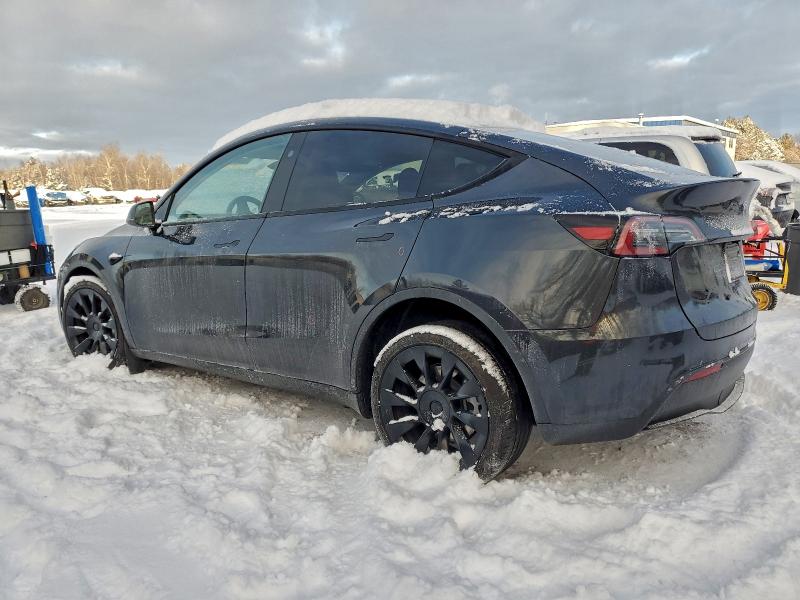 2025 Tesla Model Y მანქანა იყიდება აუქციონზე, vin: 7SAYGDEE7SF275673, აუქციონის ნომერი: 95616915