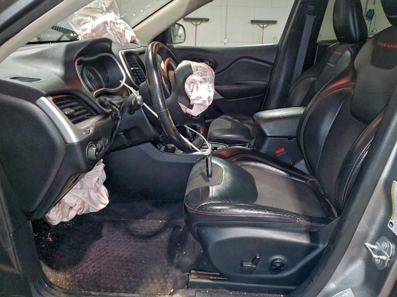 97579095 :رقم المزاد ، 1C4PJMBS5HW639405 vin ، 2017 Jeep Cherokee T مزاد بيع