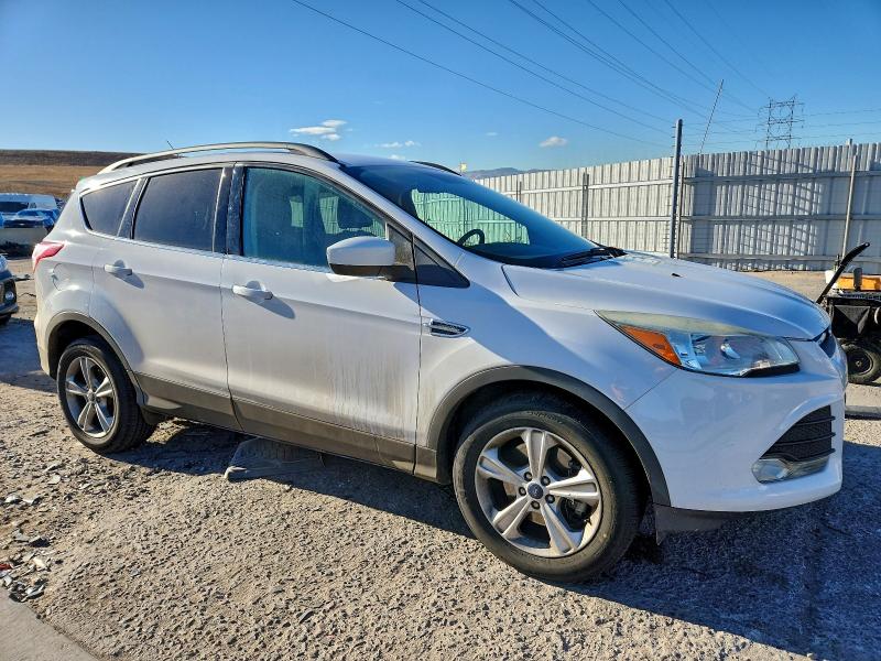 Продаж на аукціоні авто 2015 Ford Escape Se, vin: 1FMCU9GX4FUB55124, номер лоту: 99061595