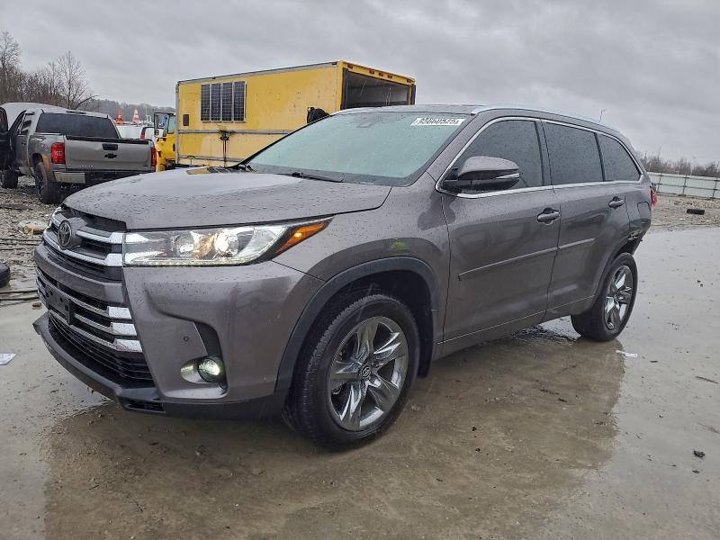 Auction sale of the 2019 Toyota Highlander, vin: 5TDDZRFH3KS944920, lot number: 95660525