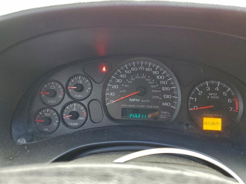 98060455 :رقم المزاد ، 2G1WX15K319292667 vin ، 2001 Chevrolet Montecarlo مزاد بيع