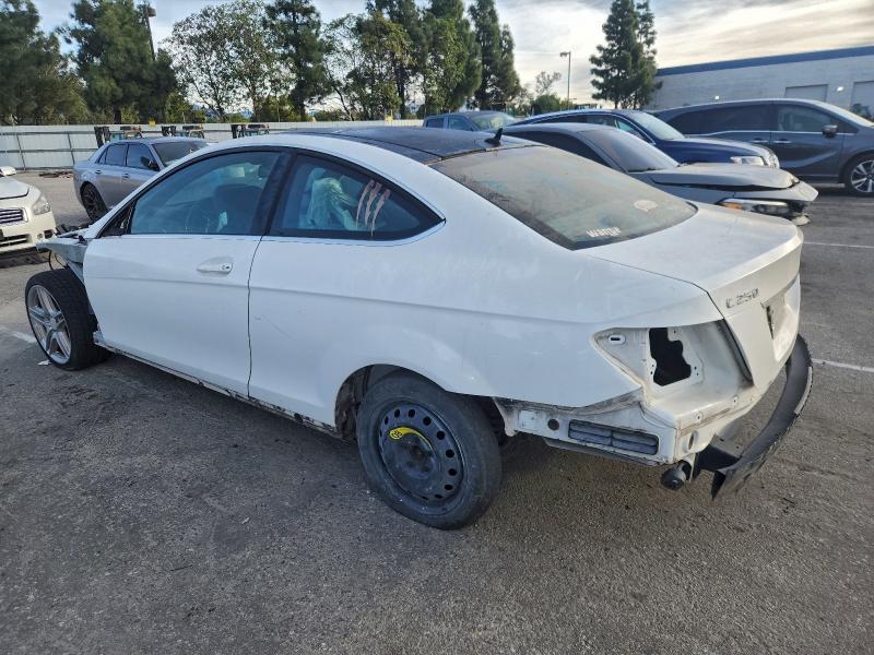 Продаж на аукціоні авто 2013 Mercedes-benz C, vin: WDDGJ4HBXDG053347, номер лоту: 98021965