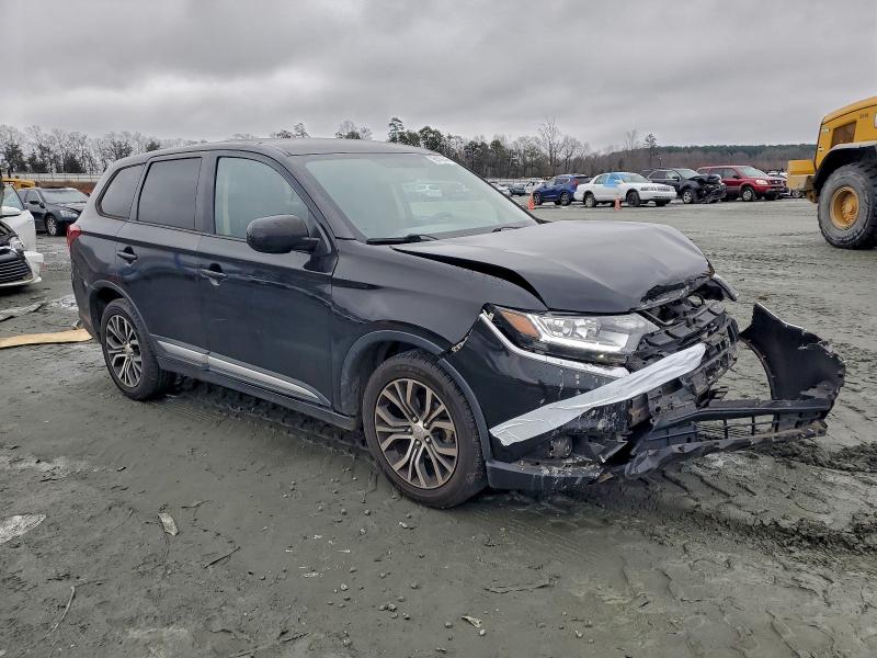 Продаж на аукціоні авто 2018 Mitsubishi Outlander, vin: JA4AD2A32JZ003602, номер лоту: 95089415