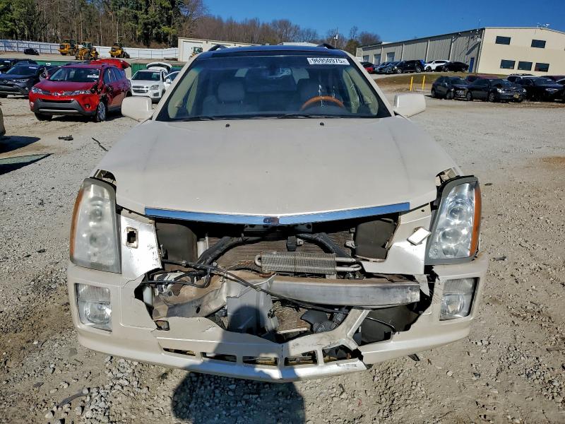 96950975 :رقم المزاد ، 1GYEE63A670173539 vin ، 2007 Cadillac Srx مزاد بيع