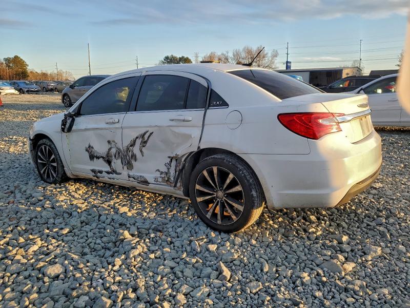 95877345 :رقم المزاد ، 1C3CCBBB5DN729221 vin ، 2013 Chrysler 200 مزاد بيع