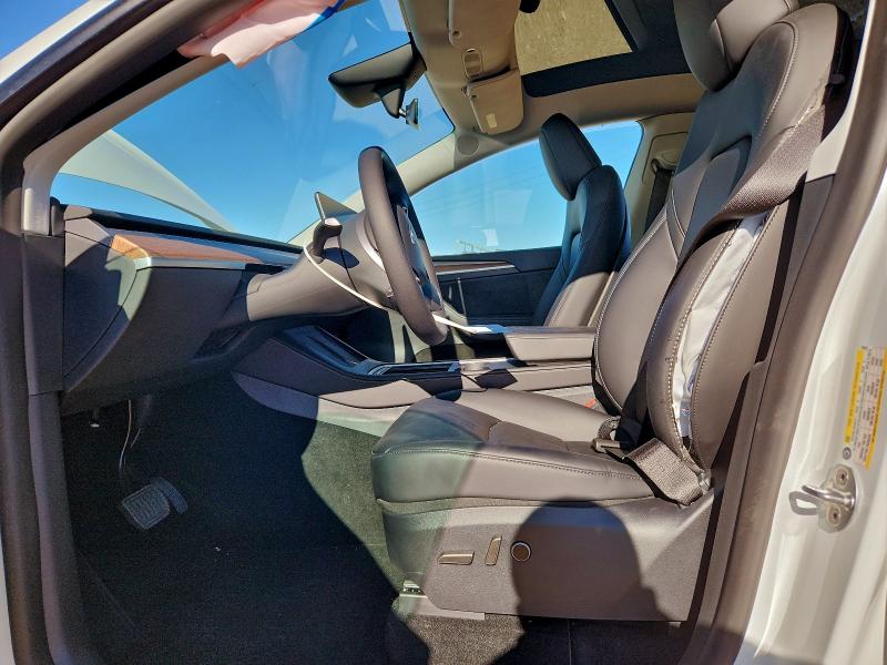96744935 :رقم المزاد ، 7SAYGDEE3SF308510 vin ، 2025 Tesla Model Y مزاد بيع