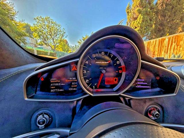 98726235 :رقم المزاد ، SBM11FAA8GW006073 vin ، 2016 Mclaren Automotive 650s Spide مزاد بيع
