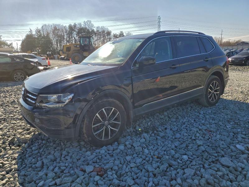 Продажа на аукционе авто 2020 Volkswagen Tiguan, vin: 3VV3B7AX1LM045396, номер лота: 95423385