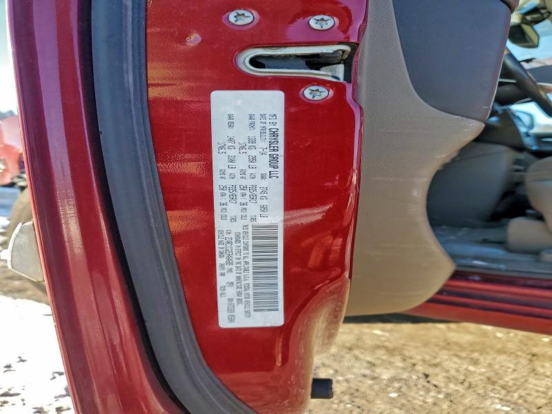 2014 Chrysler Town & Country მანქანა იყიდება აუქციონზე, vin: 2C4RC1CG2ER464689, აუქციონის ნომერი: 96610925