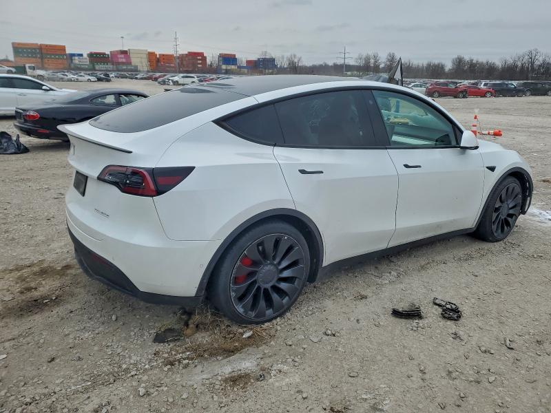 94883575 :رقم المزاد ، 7SAYGDEFXNF450530 vin ، 2022 Tesla Model Y مزاد بيع