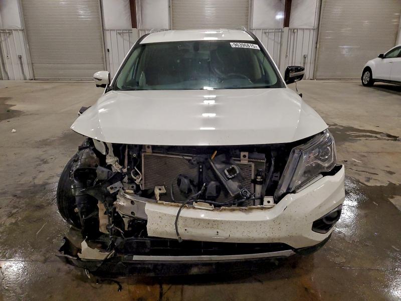 96396815 :رقم المزاد ، 5N1DR2MM8KC614906 vin ، 2019 Niss Pathfinder مزاد بيع