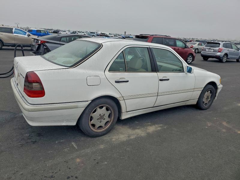 1999 Mercedes Benz C Class C300 4d Spor მანქანა იყიდება აუქციონზე, vin: WDBHA24G1XA717366, აუქციონის ნომერი: 96232105