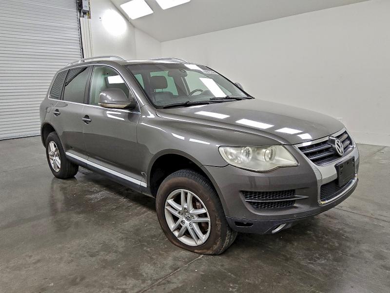 93184425 :رقم المزاد ، WVGBE77L78D072509 vin ، 2008 Volkswagen Touareg 2 مزاد بيع