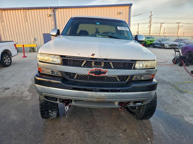 Продажа на аукционе авто 2001 Chevrolet Silverado, vin: 1GCHK29U81E240593, номер лота: 99033805