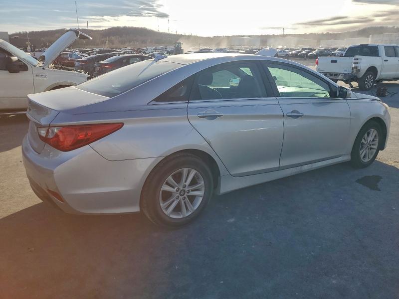 2014 Hyundai Sonata მანქანა იყიდება აუქციონზე, vin: 5NPEB4AC8EH893917, აუქციონის ნომერი: 96812625