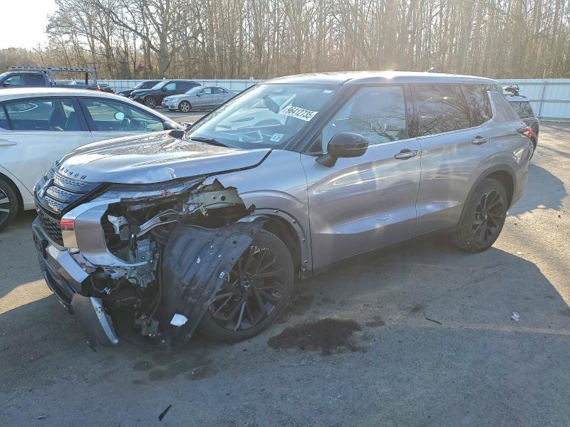 Продаж на аукціоні авто 2022 Mitsubishi Outlander, vin: JA4J3UA89NZ056121, номер лоту: 96412735