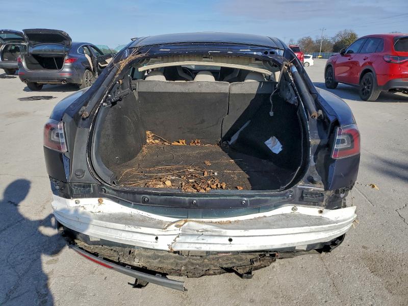 Продаж на аукціоні авто 2014 Tesla Model S, vin: 5YJSA1H14EFP52611, номер лоту: 97804735