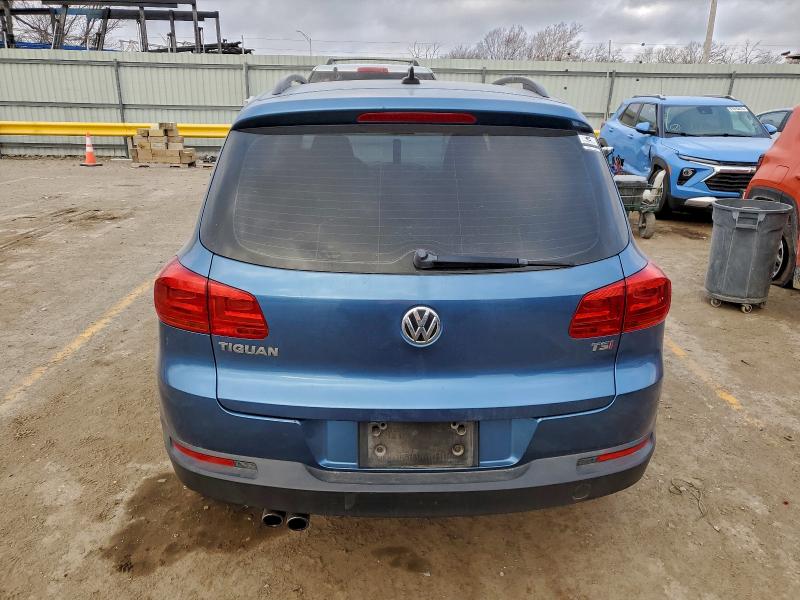 2017 Volkswagen Tiguan მანქანა იყიდება აუქციონზე, vin: WVGAV7AX3HK024220, აუქციონის ნომერი: 98017495