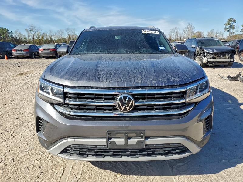 Продажа на аукционе авто 2022 Volkswagen Atlas Cros, vin: 1V2JE2CA3NC205175, номер лота: 98862135