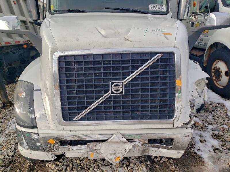 94441055 :رقم المزاد ، 4V5N19DG1HN976589 vin ، 2017 Volvo Vnl مزاد بيع