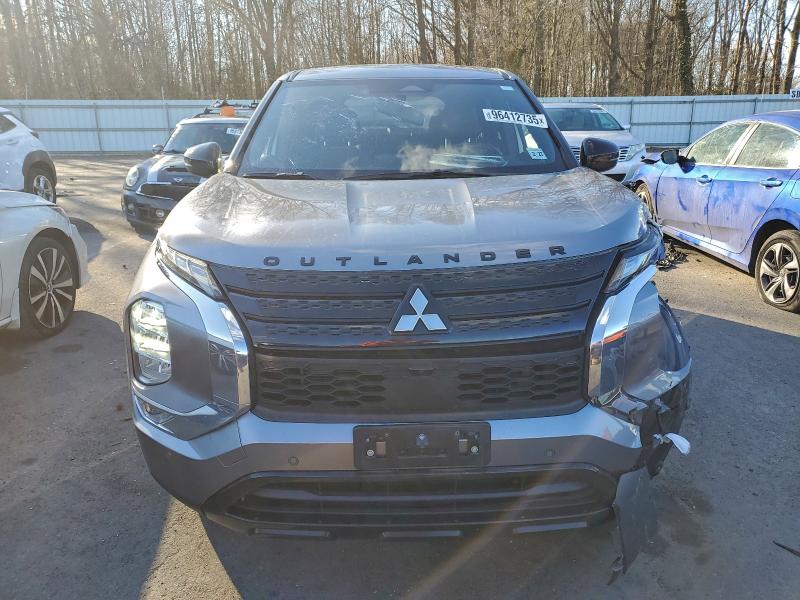 Продаж на аукціоні авто 2022 Mitsubishi Outlander, vin: JA4J3UA89NZ056121, номер лоту: 96412735