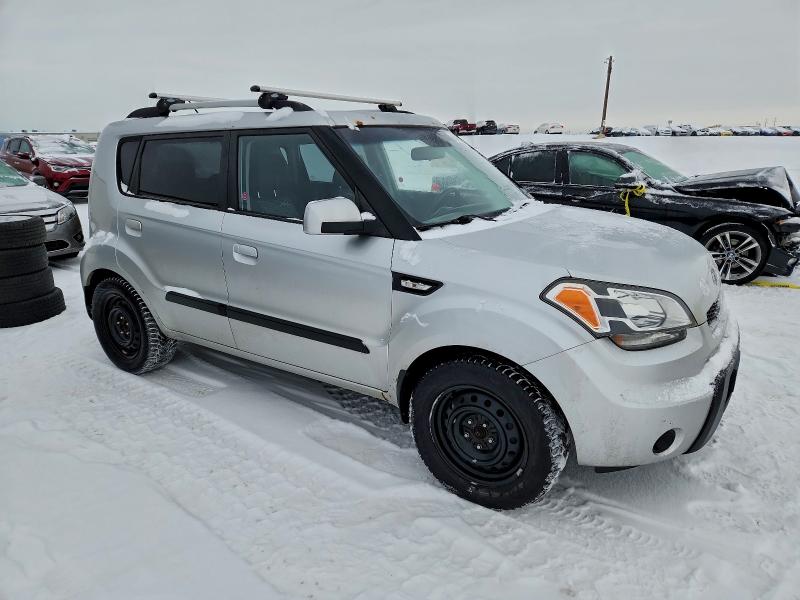 96063855 :رقم المزاد ، KNDJT2A20A7061400 vin ، 2010 Kia Soul + مزاد بيع
