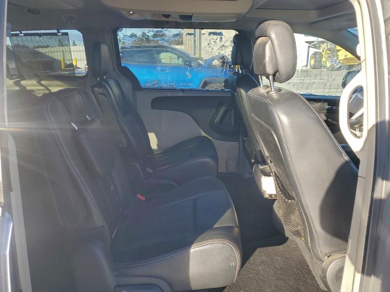 2013 Chrysler Town & Country მანქანა იყიდება აუქციონზე, vin: 2C4RC1CGXDR621982, აუქციონის ნომერი: 95330365