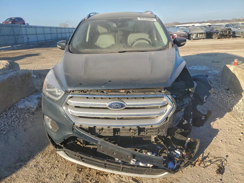 2019 Ford Escape მანქანა იყიდება აუქციონზე, vin: 1FMCU9J95KUC32779, აუქციონის ნომერი: 95848635