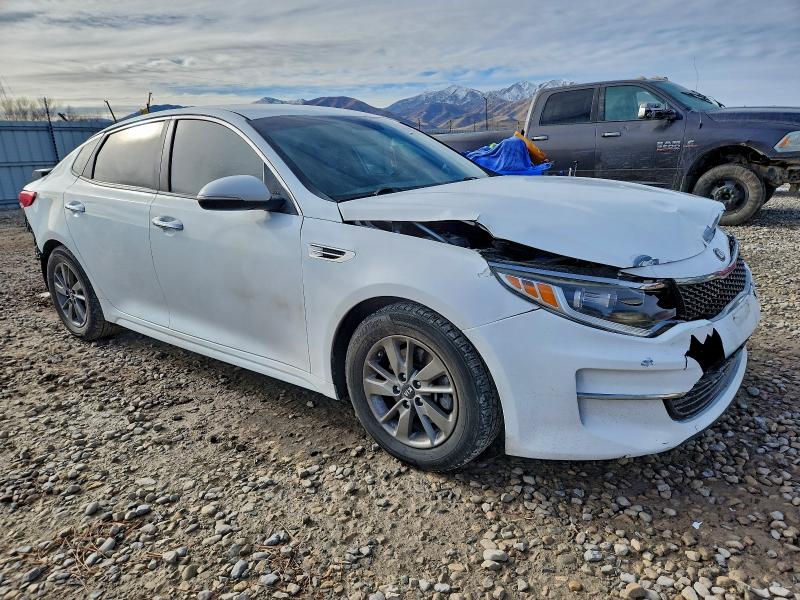 Auction sale of the 2016 Kia Optima, vin: 5XXGT4L19GG068954, lot number: 96950015
