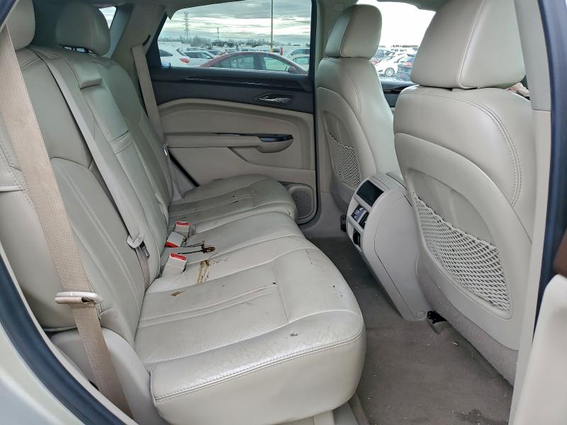 97787995 :رقم المزاد ، 3GYFNBE3XFS639377 vin ، 2015 Cadillac Srx Luxury مزاد بيع