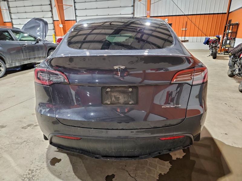 Продажа на аукционе авто 2022 Tesla Model Y, vin: 7SAYGAEEXNF336825, номер лота: 97742765