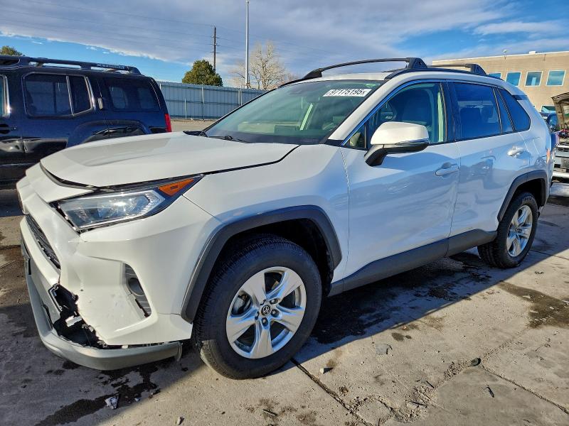 Продажа на аукционе авто 2019 Toyota Rav4 Xle, vin: JTMP1RFV5KD017696, номер лота: 97175195