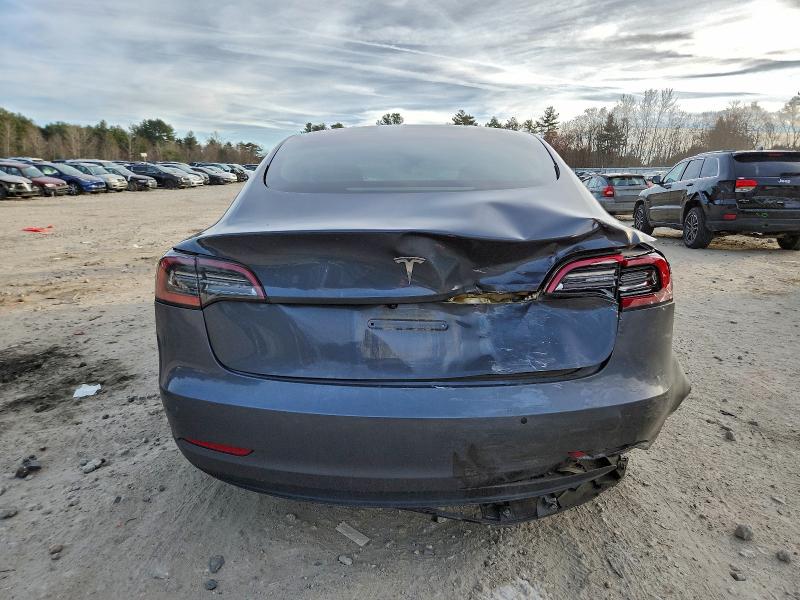 Auction sale of the 2021 Tesla Model 3, vin: 5YJ3E1EA0MF925732, lot number: 95951695