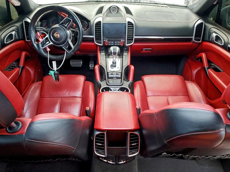 Продаж на аукціоні авто 2017 Porsche Cayenne, vin: WP1AD2A23HLA82321, номер лоту: 94309295