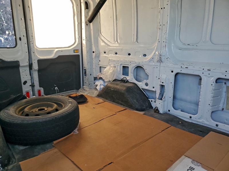 75696285 :رقم المزاد ، 1FTYR1CM9FKA29183 vin ، 2015 Ford Transit T- مزاد بيع