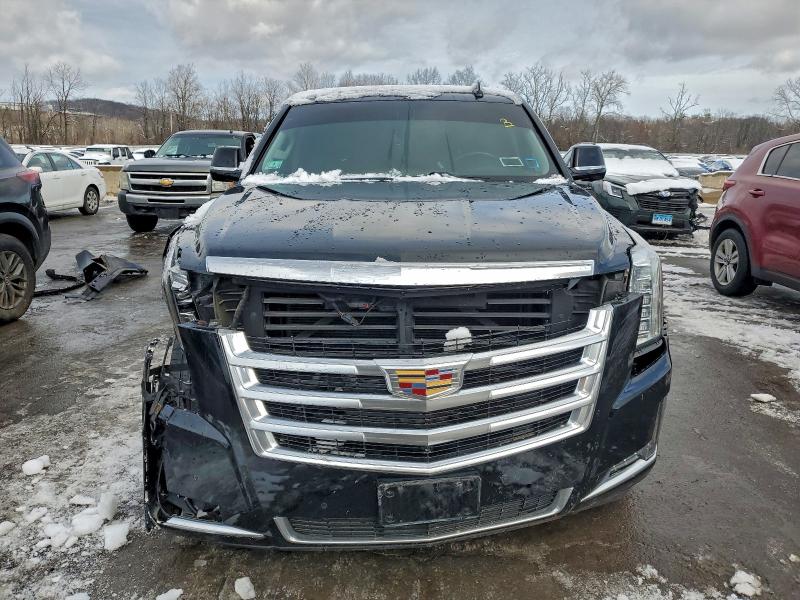 Продажа на аукционе авто 2017 Cadillac Escalade, vin: 1GYS4GKJ7HR336970, номер лота: 94000985