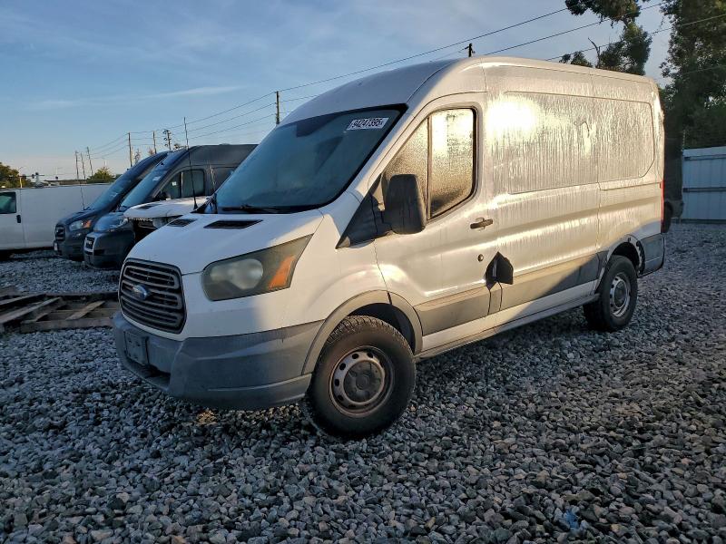 75696285 :رقم المزاد ، 1FTYR1CM9FKA29183 vin ، 2015 Ford Transit T- مزاد بيع